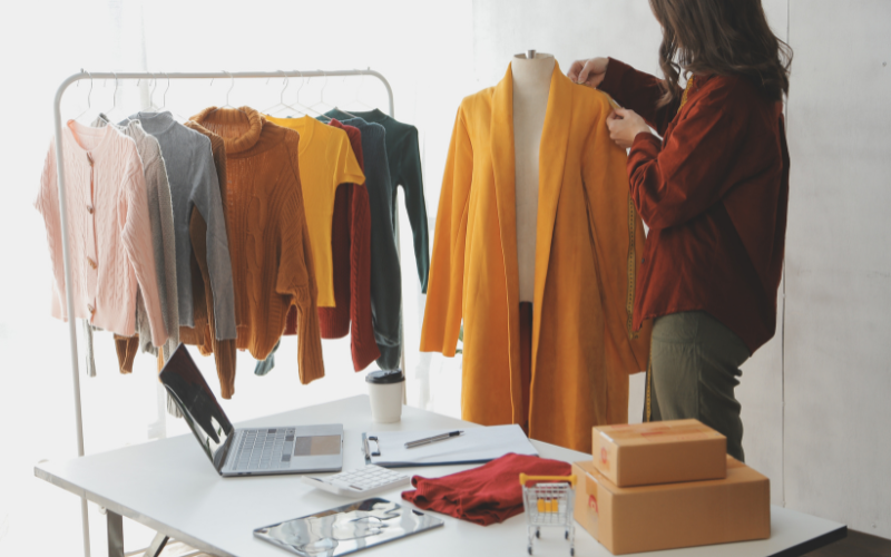 Top 5 Tips to Excel in a Fashion Merchandising Course